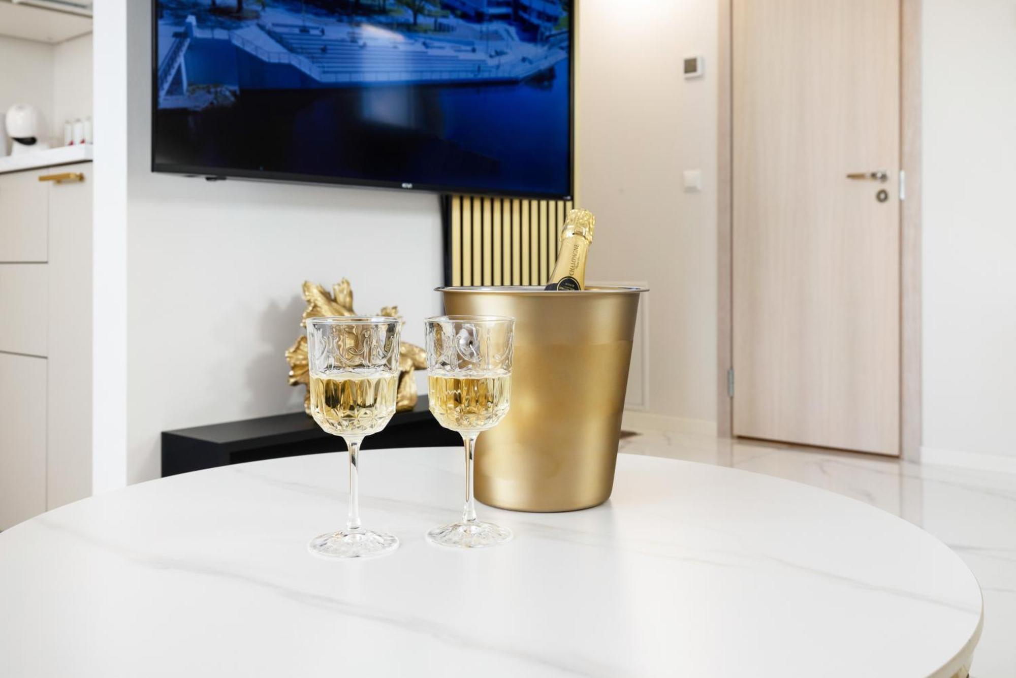 Fortune Apartments - River View, Contactless Tartu Esterno foto
